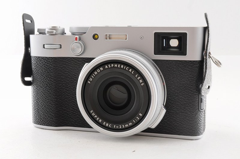 Fujifilm X100V 高級コンパクトデジタルカメラ 正面外観