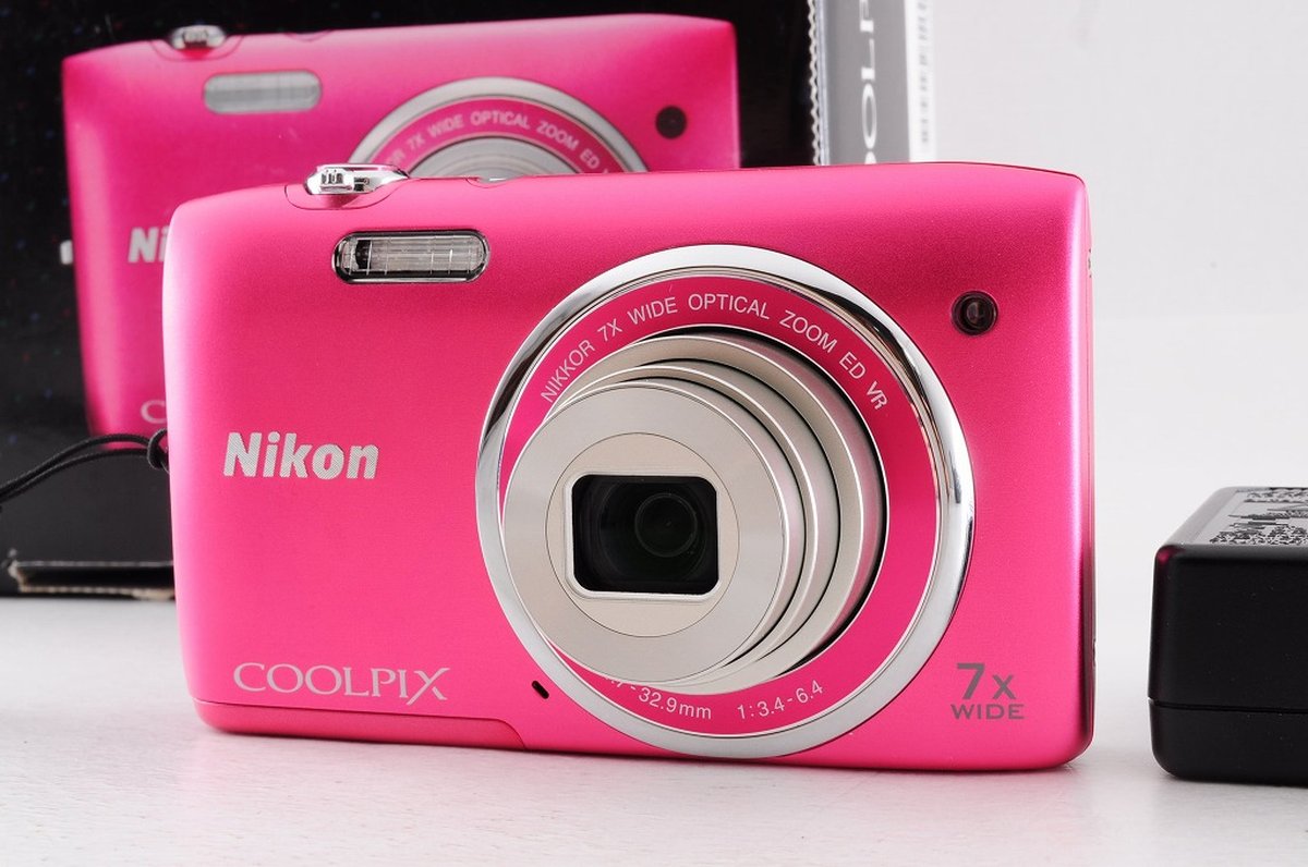 Nikon COOLPIX S3500（ピンク）
