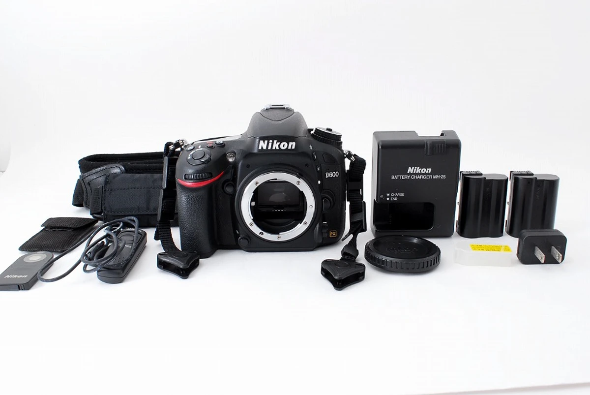D600 ボディ