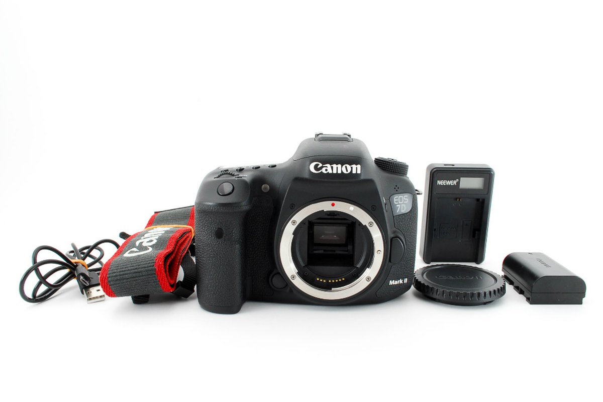 📷 Canon EOS 7D Mark II 高価買取中｜バイカメ（APS-Cフラッグシップモデル対応）