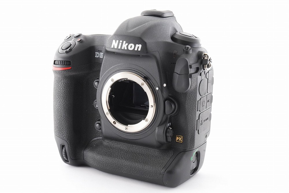 Nikon D5
