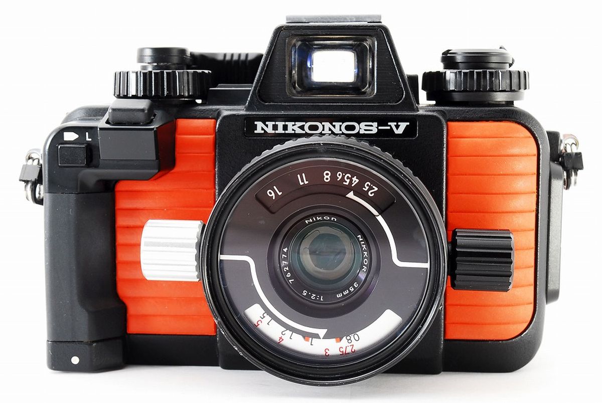 Nikonos V 35mm f/2.5