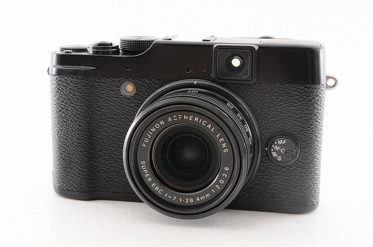 FUJIFILM X10 高級コンパクトデジタルカメラ