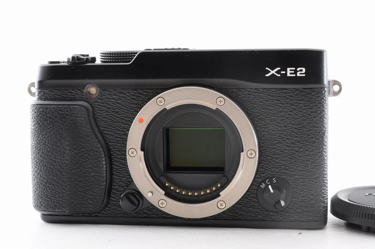 FUJIFILM X-E2